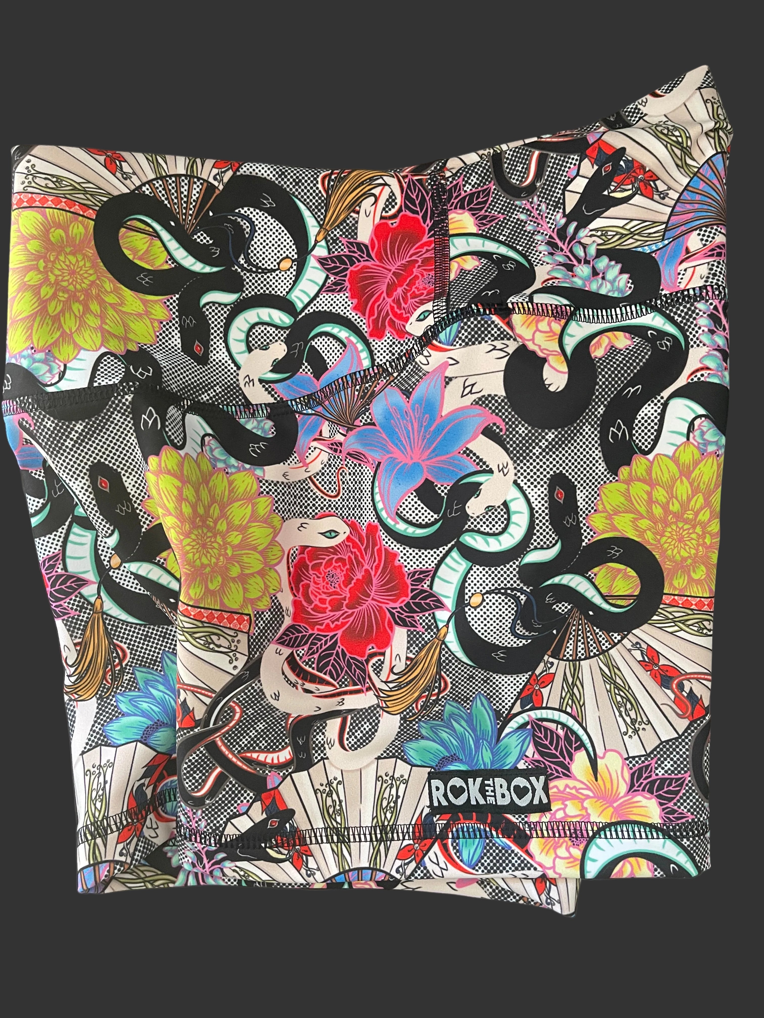 Lotus & Snakes V NFS Shorts No Pockets