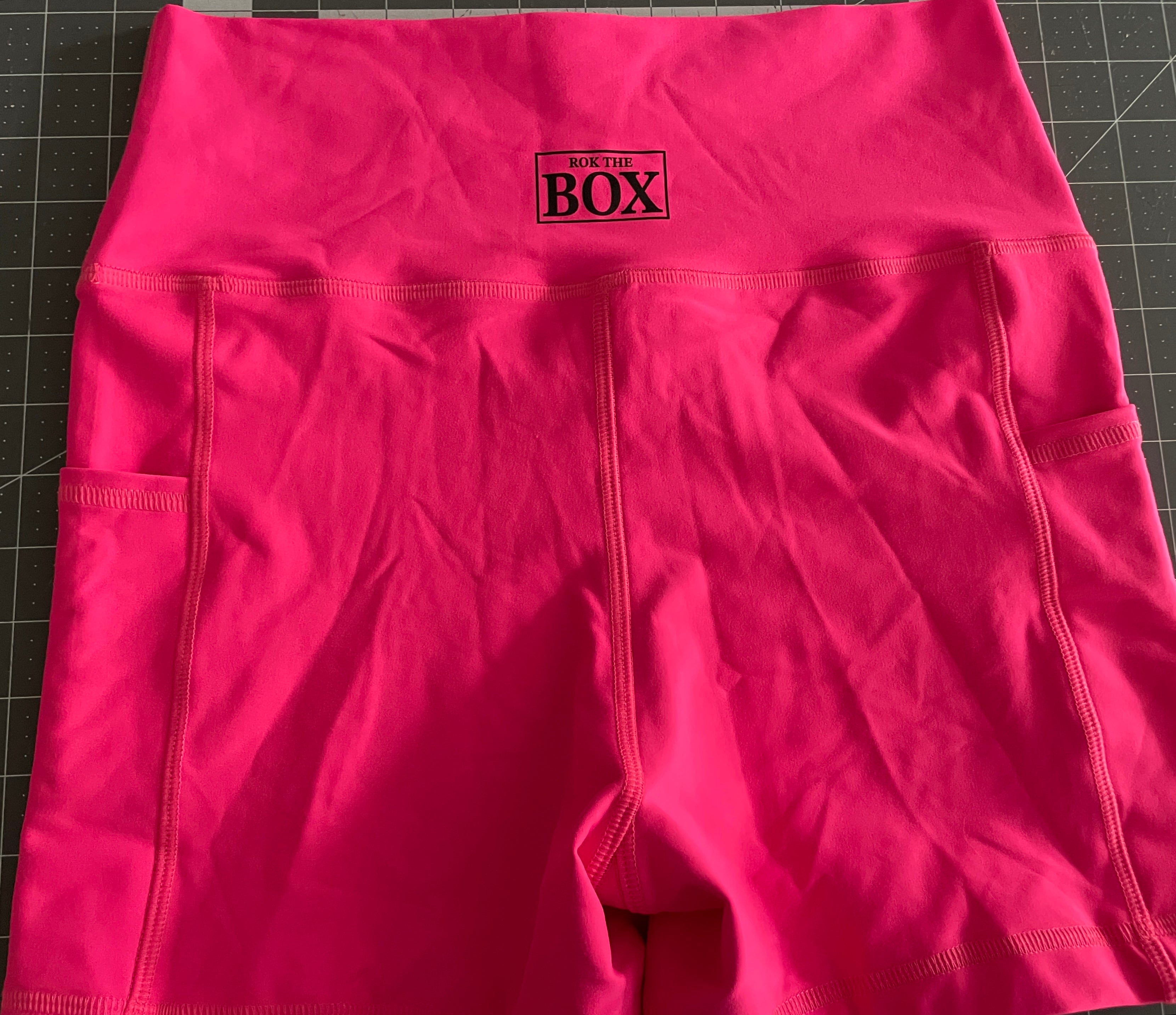 HOT PINK HIGHRISE 4.5"inseam W/POCKETS MEDIUM - FLEX Fabric