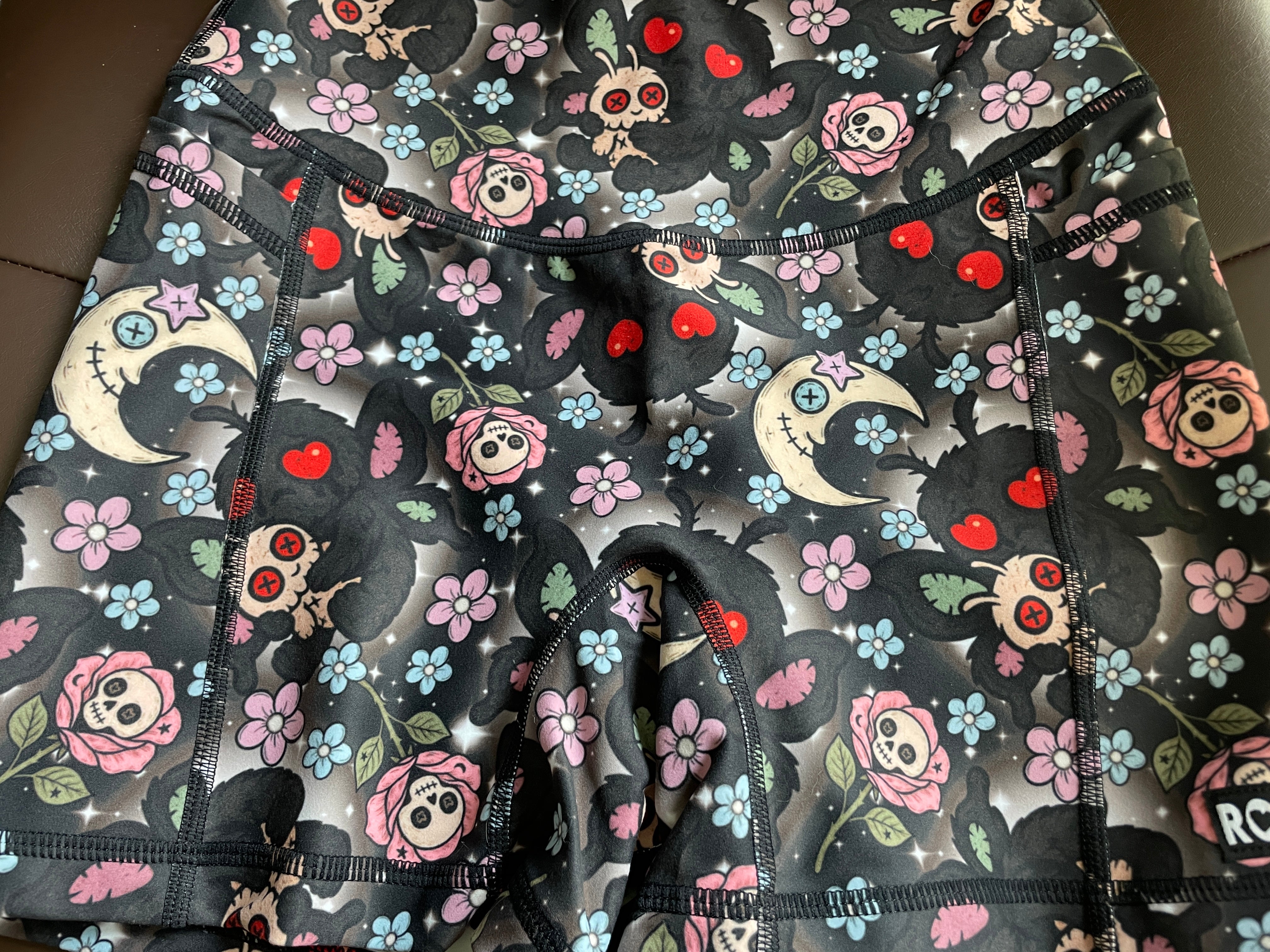 Cryptic Moth VNFS w/Pockets Small 5 inch inseam Butter