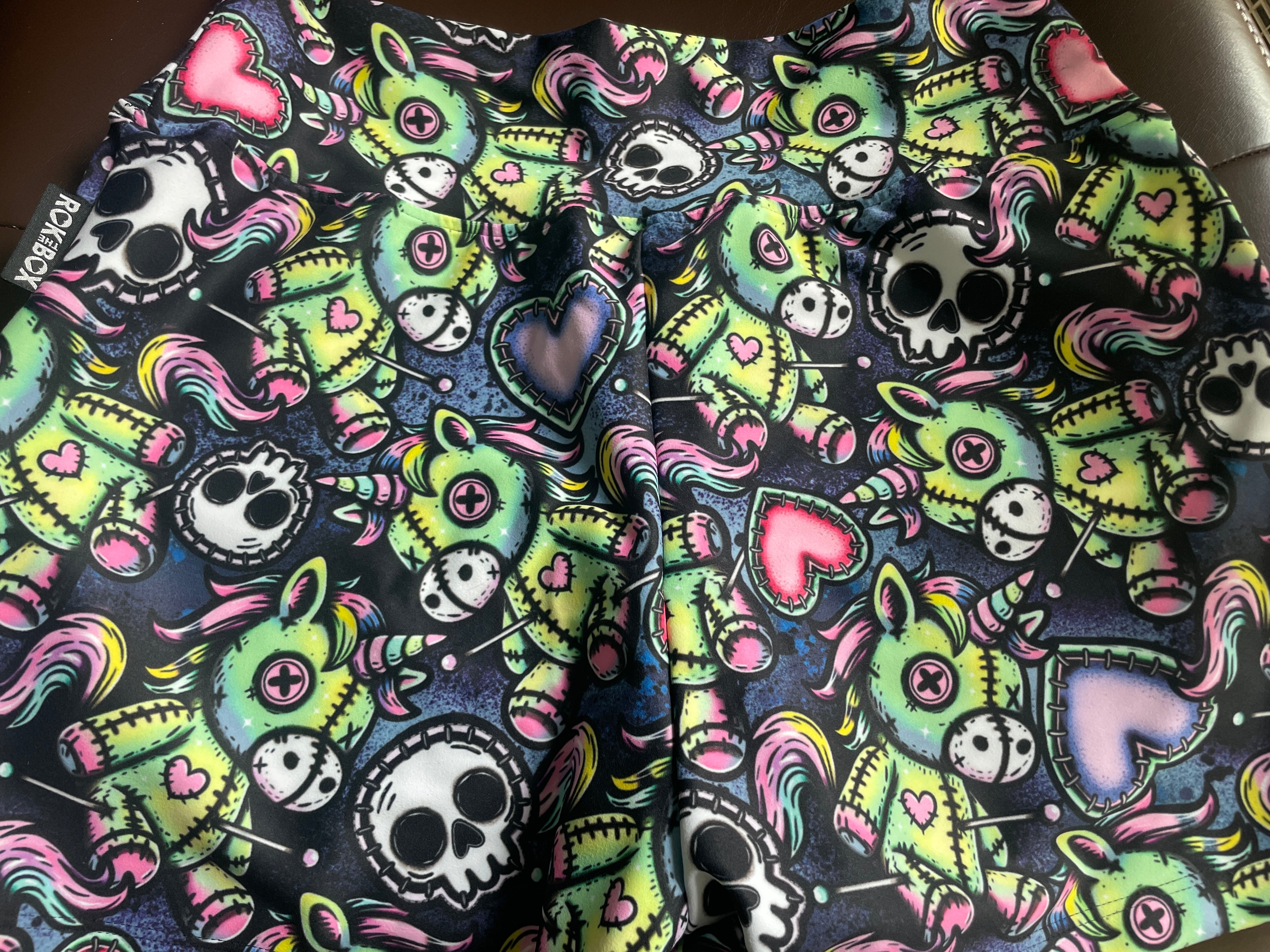 VooDoo Unicorns Yogi Small w/Pockets-  Butter