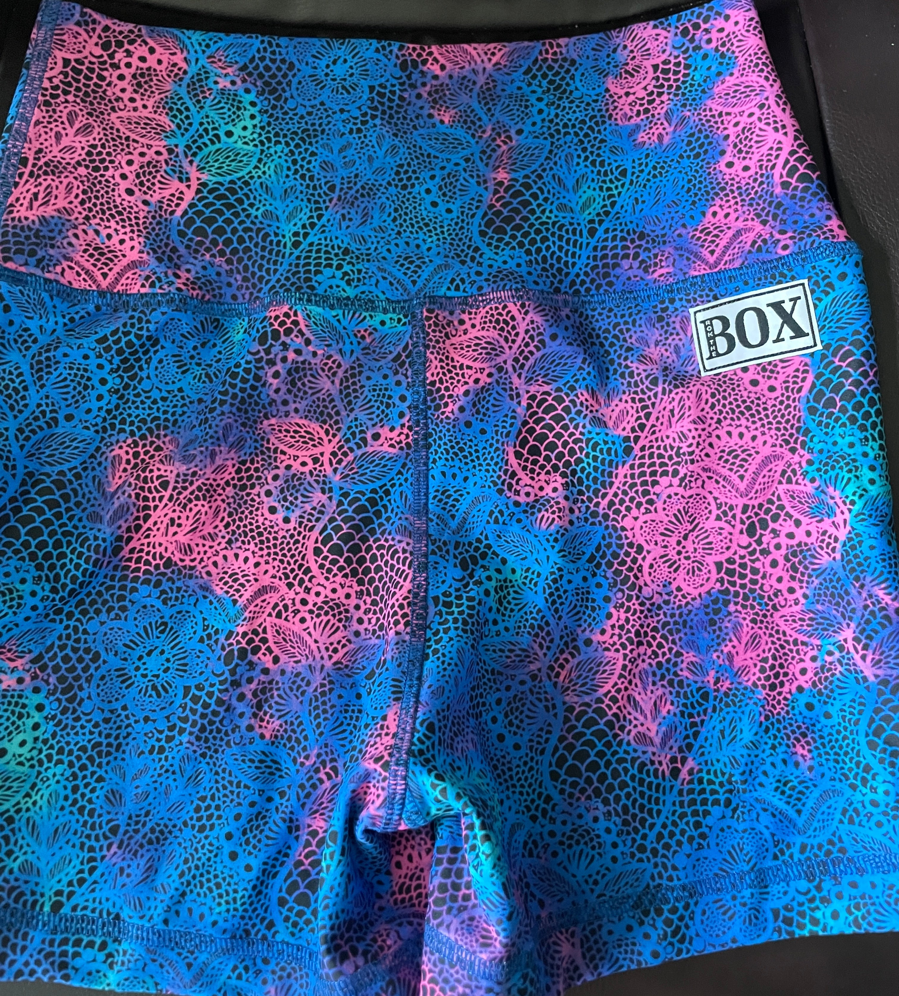 Electric Lace  OG Highrise Medium 4.5"inseam High waist- Flex Fabric