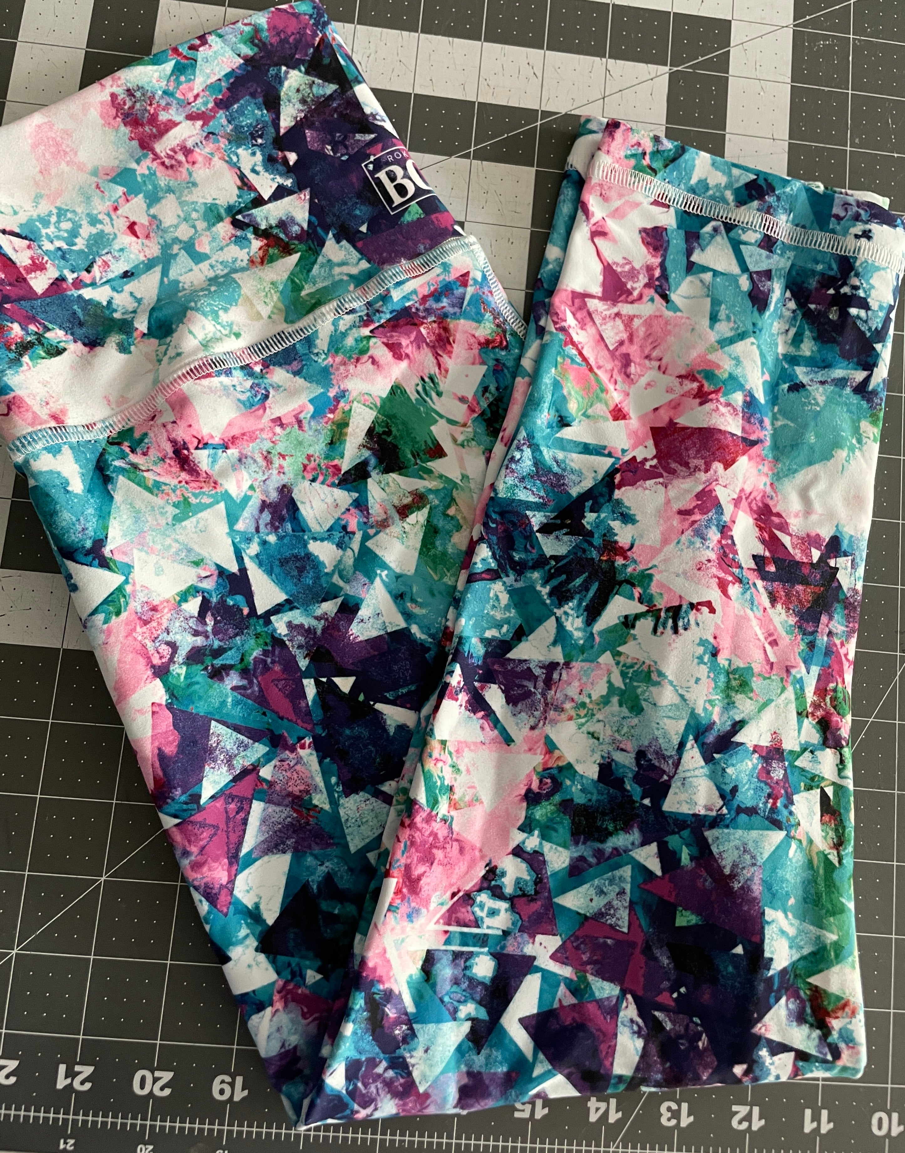 BROKEN GLASS ROK Legging LOW RISE  MEDIUM 21" inseam - Flex Fabric