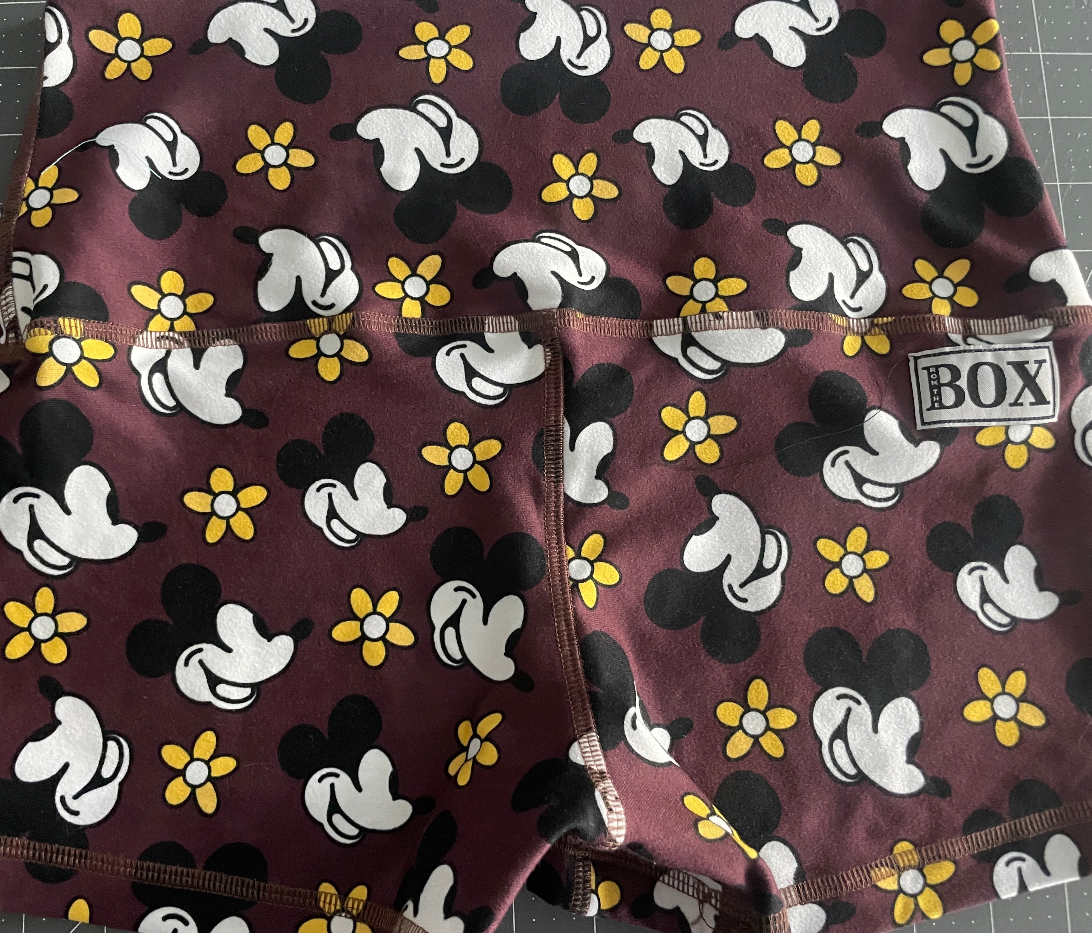 OL FASHION MOUSE N DAISY  MIDRISE 3"inseam MEDIUM HIGH WAIST  - OG FabriC