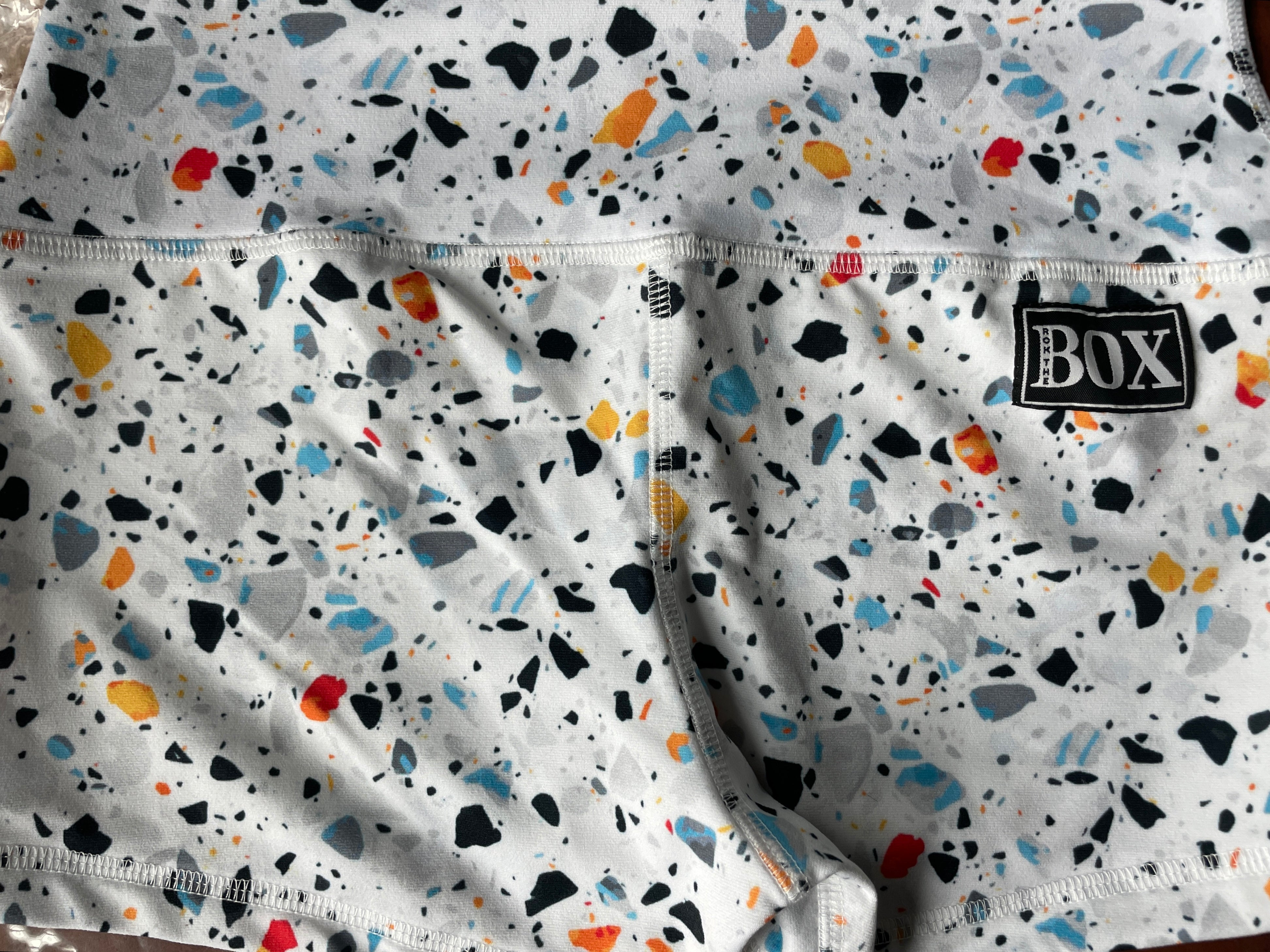 BROKEN TILE MIDRISE 2.5"inseam MEDIUM- OG FabriC
