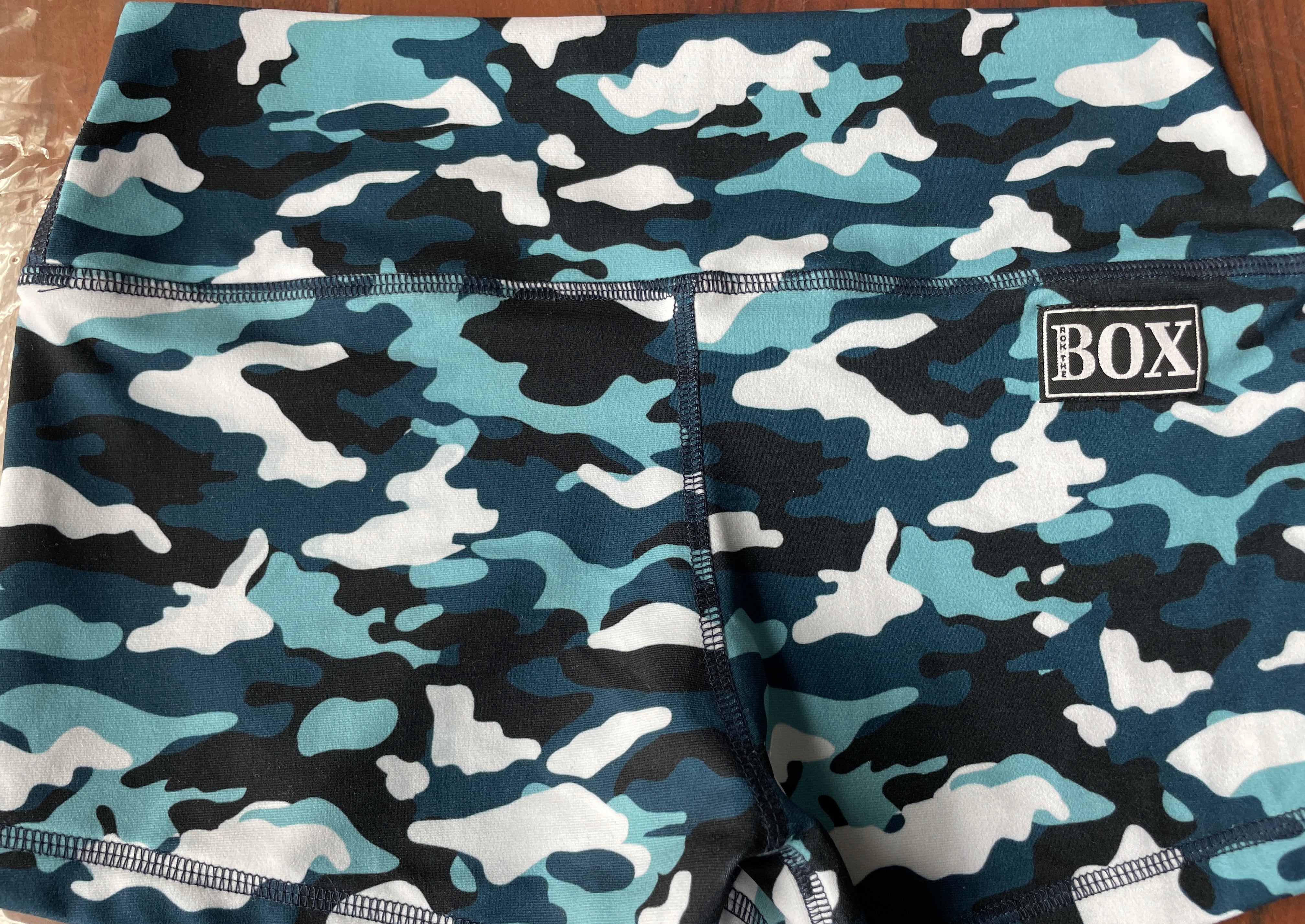 URBAN CAMO MIDRISE 2.5"inseam MEDIUM- OG FabriC
