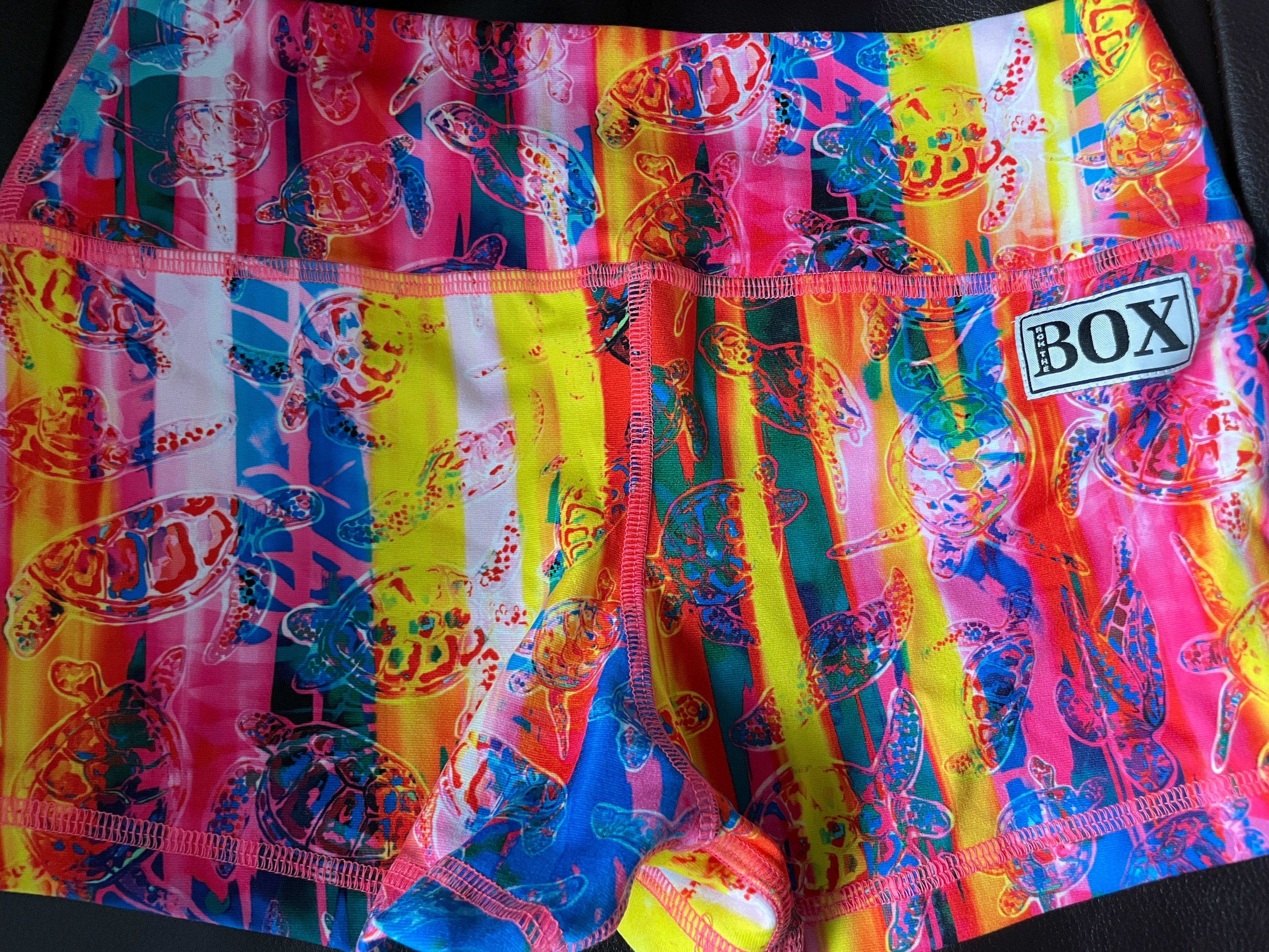 TRTLE RAINBOW MIDRISE 2.5"inseam MEDIUM- OG FabriC