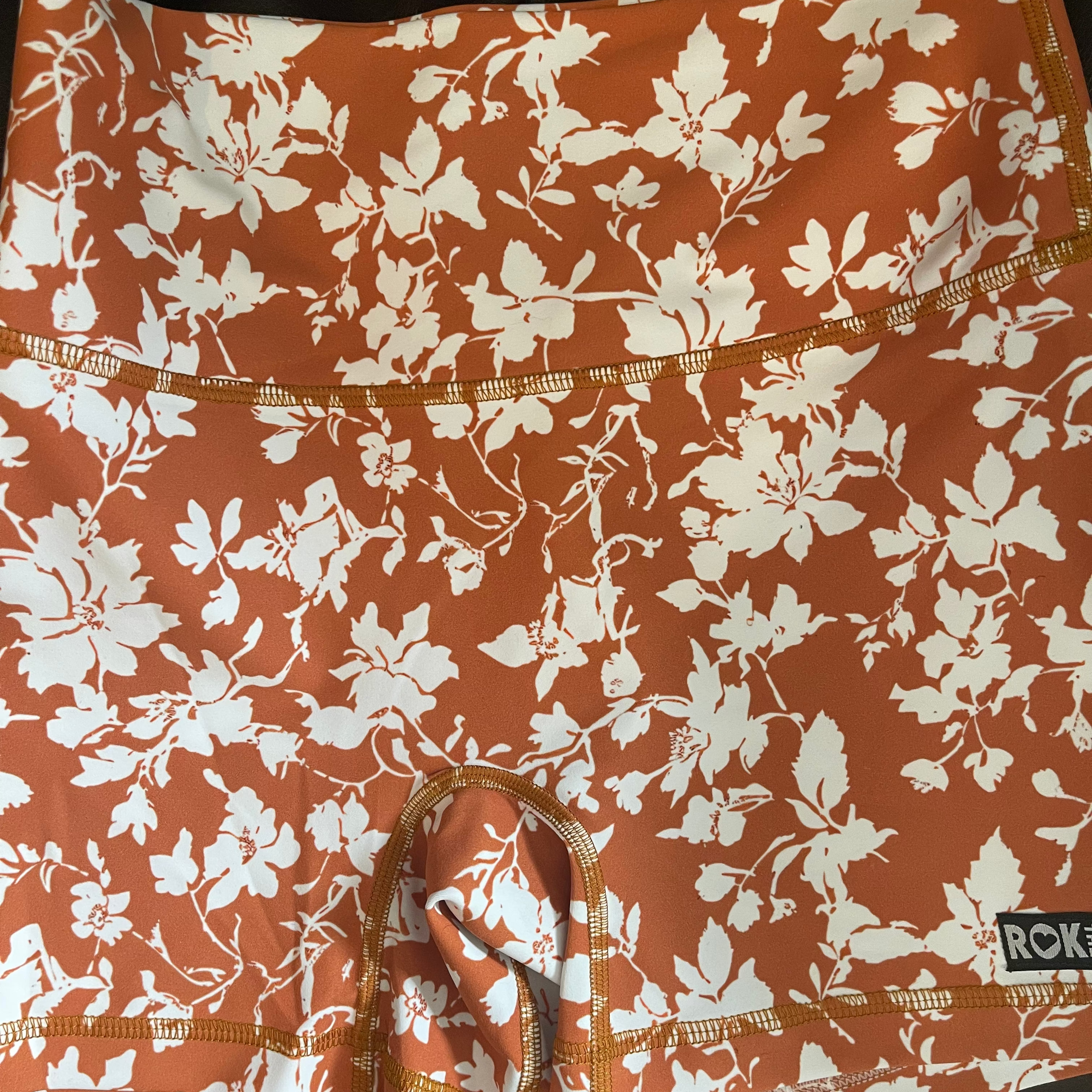 0182- Sample Style Medium 4" Inseam - Butter Fabric