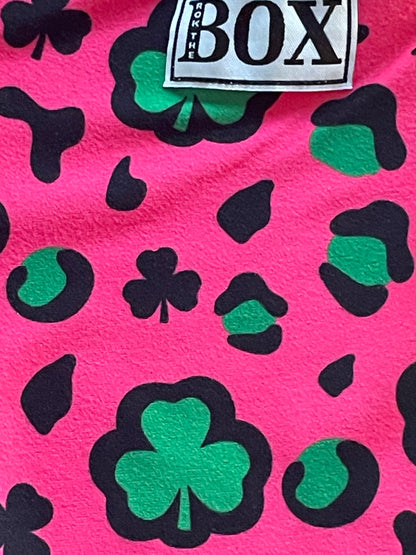 CLOVERS ON PINK  3.5” MEDIUM MID WAIST