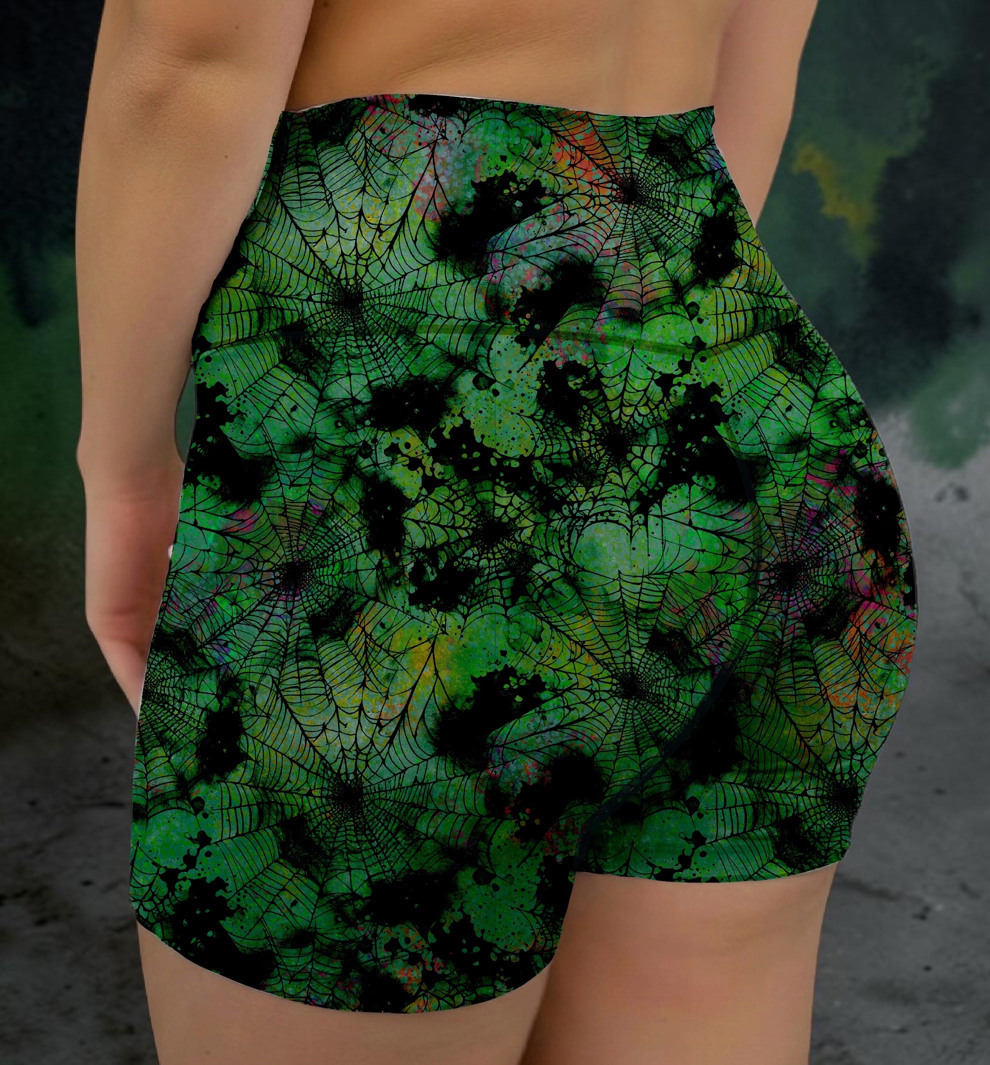 Green Webs Hybrid Shorts With Pockets